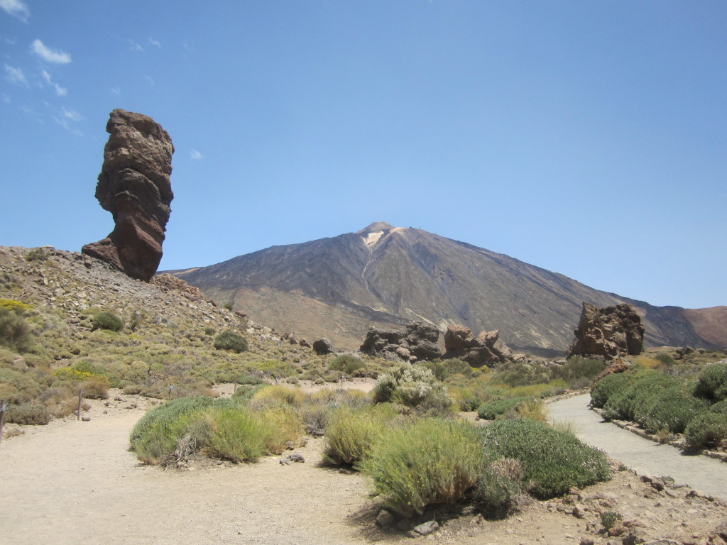 Wenn du möchtest, könnten wir schon bald gemeinsam einen Ausflug zum Teide machen...